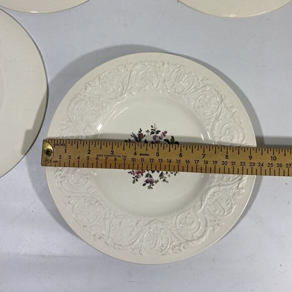 Antique Wedgwood Conway Patrician Dinner Plates set of (4) Embossed Relief 9.25 - Picture 15 of 15